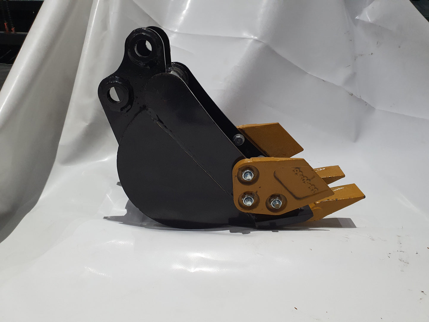 10" Bucket with teeth Digger Attachmentfor Excavators |AGT-12EX-WD10