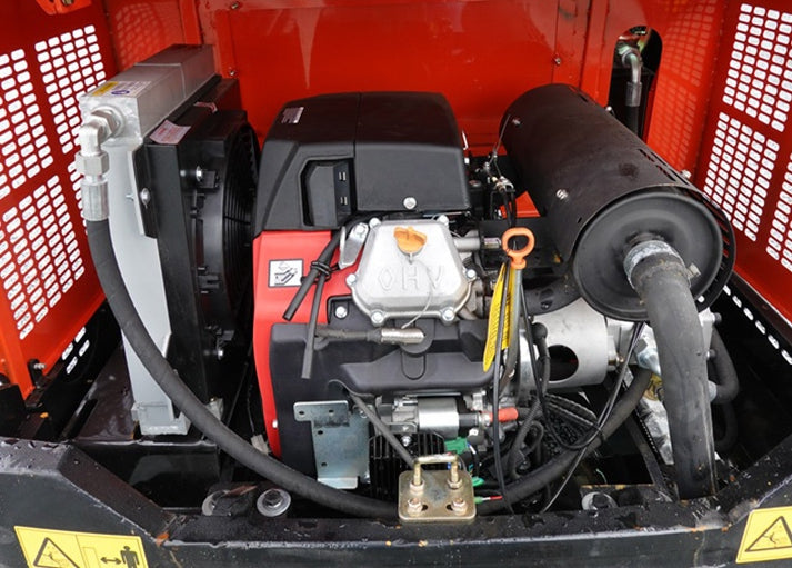 2.5 Ton Mini Excavator Rato Engine 21kW Gasoline Excavator Mini Digger With Hydraulic Thumb Digger QNT50R