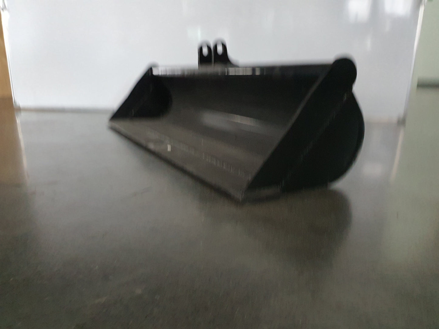 47" Toothless Bucket forlTon Mini Excavator without teeth | AGT-12EX-WD47B