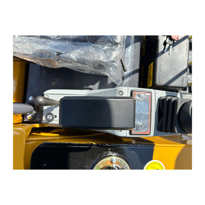 2 Ton Hydraulic Excavator Cab Crawler Type Engine-Powered Digger Gasoline Engine Bucket-equipped Excavator MX50R