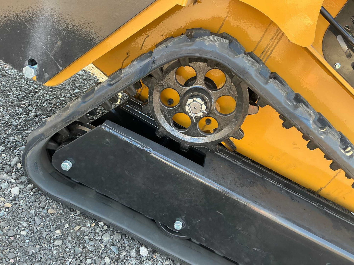 Mini Skid Steer Loader Crawler Diesel Kubota Engine | CFG KKT27