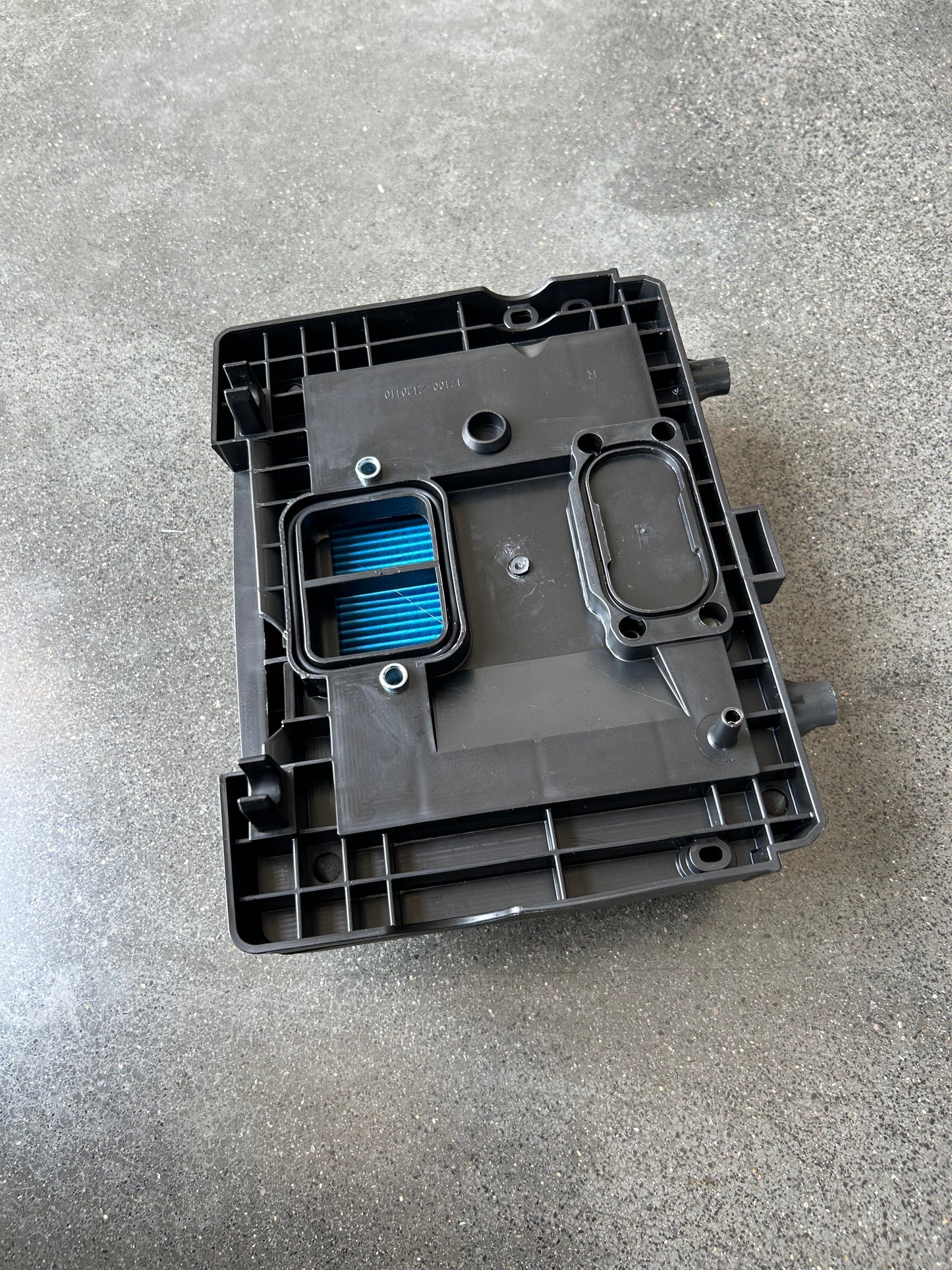 R740D Air Filter | 17100-Z120110-00A0